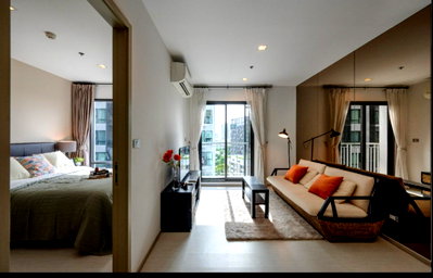 Condos for rent Soi Ekamai (Sukhumvit 63) : for rent Rhythm Sukhumvit36-38. 2beds 55sqm. Line id: @pfagent