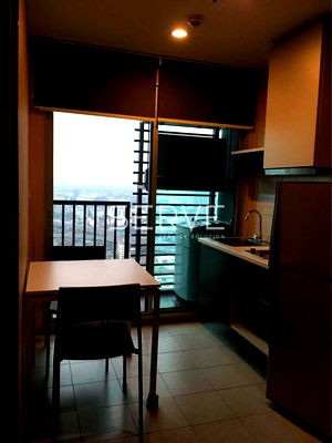 Condos for rent : 1 Bed 1 Bath Good Location Close to BTS Onnut 750 m. / Condo For Rent-The Base Sukhumvit 77