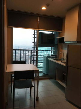 1 Bed 1 Bath Good Location Close to BTS Onnut 750 m. / Condo For Rent-The Base Sukhumvit 77