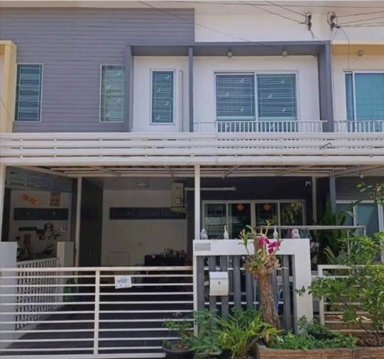 ขายทาวน์โฮม 3 ห้องนอน 18 ตร.ว. เดอะคอนเนค 9 เกษตร - นวมินทร์
