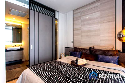 Condos for sale : Promotion  for sale Andromeda Pratumnak studio  Sea view