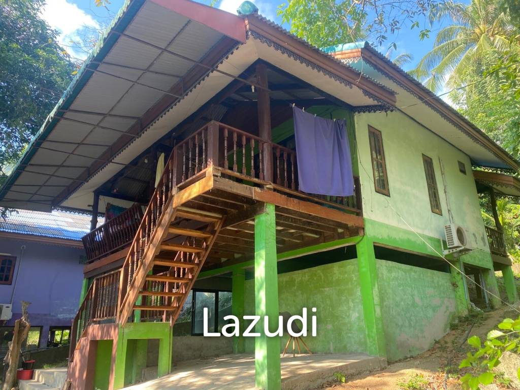 รูป Exceptional Investment Opportunity: Two Private Thai Villas with Renovation Potential in Tang Nai Pan Area - รูปที่ 1/7