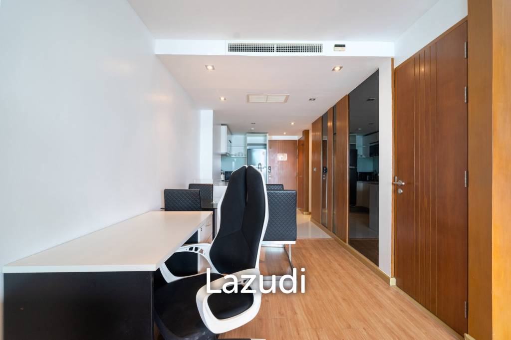 1 Bed 1 Bath 69 SQ.M The Privilege Residences - image 2