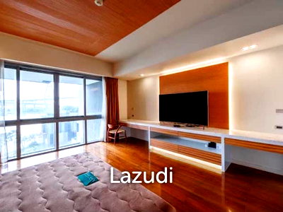 ขายคอนโด : 3 Bedroom 4 Bathroom 274 SQ.M The Pano