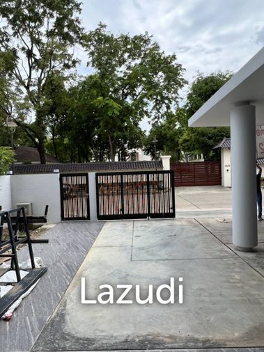 ขายบ้านเดี่ยว 5 ห้องนอน 650 ตร.ม. 138 ตร.ว. สาริน ปาร์ค
