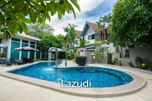 4 Bedroom House For Sale in Boutique Garden Villas