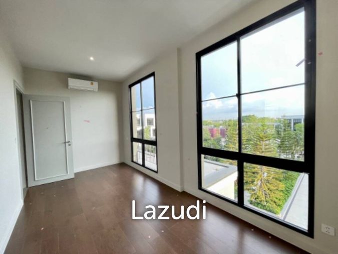 5-bed house for sale, 544 sqm, 106 sq wah, Malton Gates Krungthep Kreetha