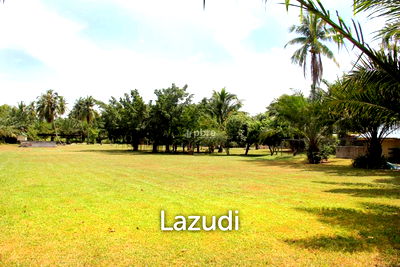 Land for sale Bang Lamung Chonburi : Land For Sale Huay Yai Pattaya