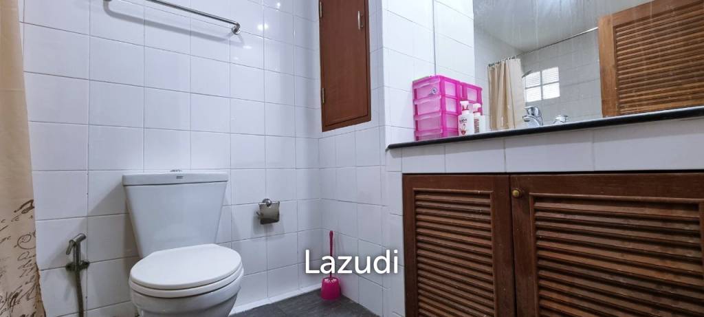 picture 5 Beds 5 Baths 250 SQ.M. 4-Stoery House in Pratumnak - 18/23