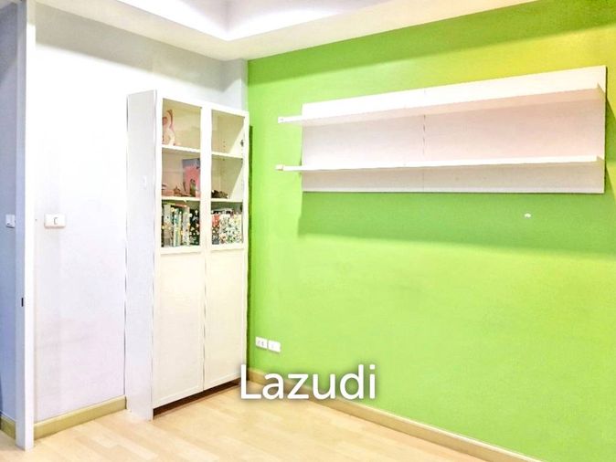 3-bed townhouse for sale, 200 sqm, 17 sq wah, Thanapat Haus Sathorn - Narathiwas