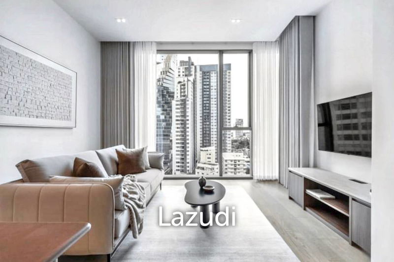 Condos for sale : 1 Bed 1 Bath 53.33 SQ.M. The Strand Thonglor