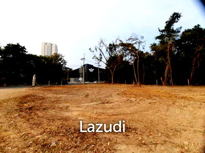 Land for sale Pattaya Sai 2 : Good location for Sale in Pratumnak