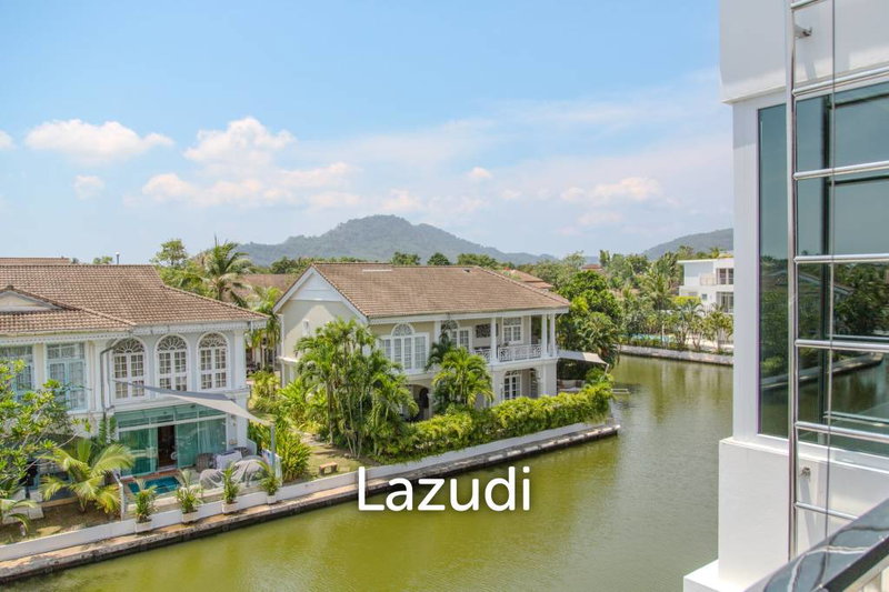 ขายทาวน์โฮม : 3 Beds Lake View House @ Boat Lagoon