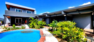 บ้านเดี่ยว ชลบุรี : 4 Beds 6 Baths 400 SQ.M. Loof Style House