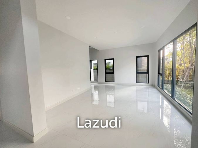 4-bed house for sale, 351 sqm, 74.5 sq wah, The City Watcharapol