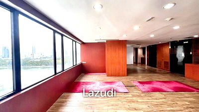 Office for sale Bangkok University : Office space with Strata Title