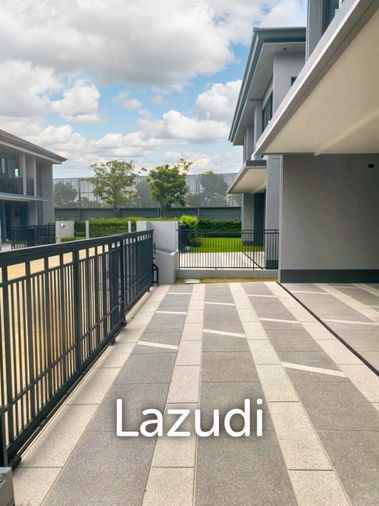 4-bed house for sale, 294 sqm, 83 sq wah, Setthasiri Krungthep kreetha 2