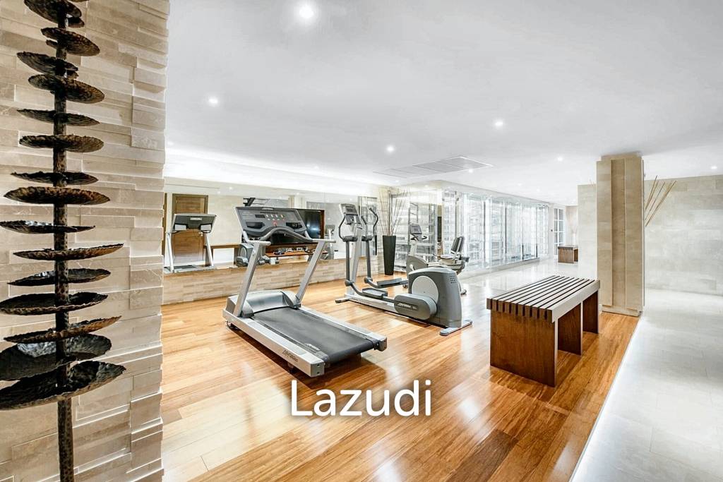 picture Exquisite 6-Bedroom Mansion in Sukhumvit Soi 71 - 7/11