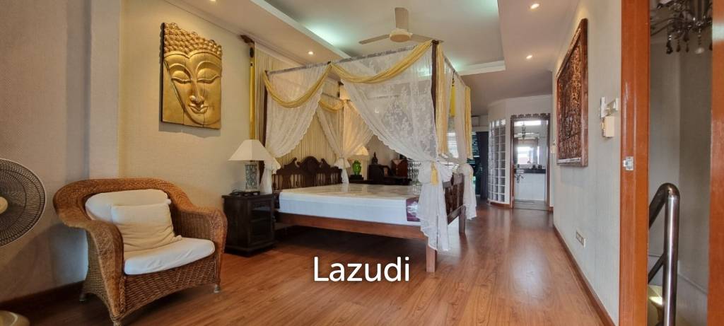 รูป 3 Beds 3 Baths 220 SQ.M. Townhouse in Pratumnak - รูปที่ 13/25