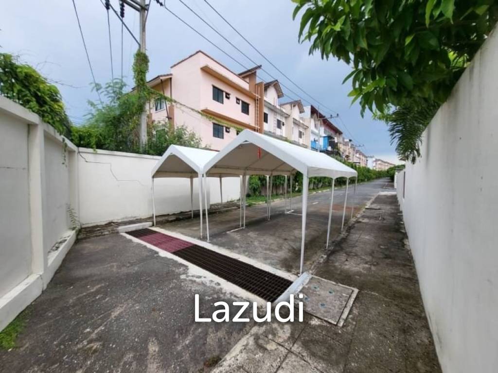 picture 3 Bedrooms 3 Bathrooms 480 Sqm. House soi Siam Country Club - 13/16