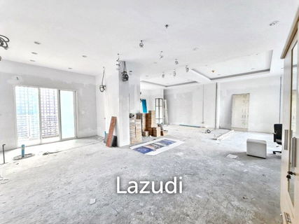 3 Bed 3 Bath 213.88 Sqm Condo For Sale