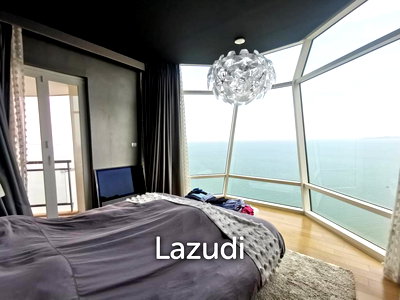 Condos for sale : 3 brs beachfront condo for sale