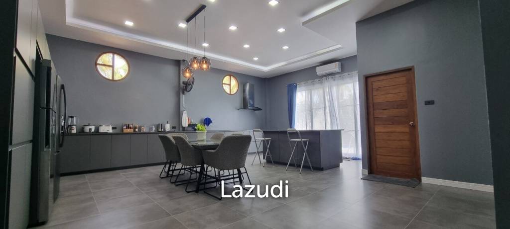 รูป 3 Beds 6 Baths 504 SQ.M. Sinthaweesap Village - รูปที่ 7/30