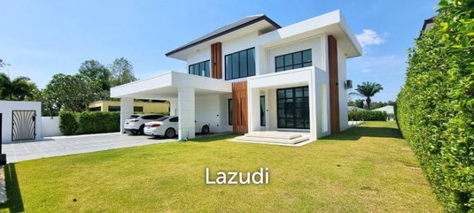 4 Beds 4 Baths 550 SQ.M. Horseshoe Point