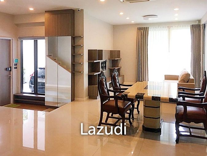ขายบ้านเดี่ยว 3 ห้องนอน 340 ตร.ม. 61 ตร.ว. ไพรเวท เนอวานา เรสซิเดนซ์
