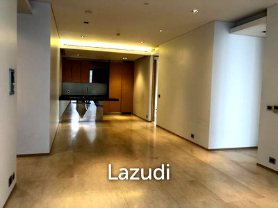 ขายคอนโด : 104.1 ตร.ม.  2 ห้องนอน  2 ห้องน้ำ คอนโดสำหรับ ขายใน สีลม