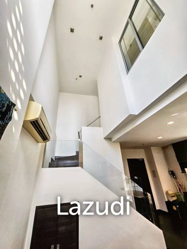2-bed condo for sale, 61 sqm, IDEO Q Phayathai