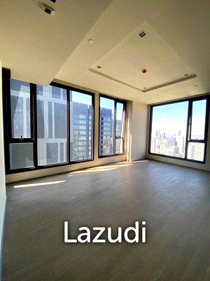 Condos for sale : 2 Bed 2 Bath 135.96 SQ.M. Hyde Heritage Thonglor