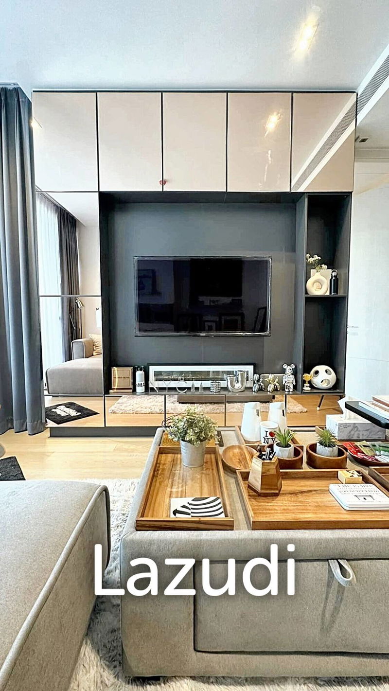 Condos for sale : 1 Bed 1 Bath 54 SQ.M The Strand Thonglor