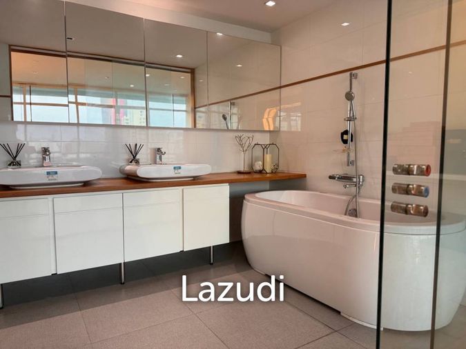 2-bed condo for sale, 132.4 sqm, Le Monaco Residence Ari