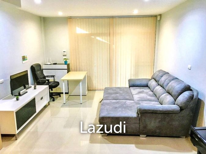 3-bed townhouse for sale, 200 sqm, 17 sq wah, Thanapat Haus Sathorn - Narathiwas