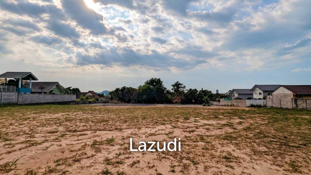 picture Great Location Land for Sale in Bang Saray - 5/8