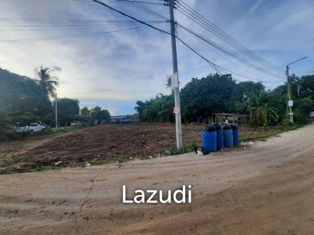 รูป 648 SQ. WAH (2,592 SQ.M.) Land for Sale in Huay Yai - รูปที่ 3/4