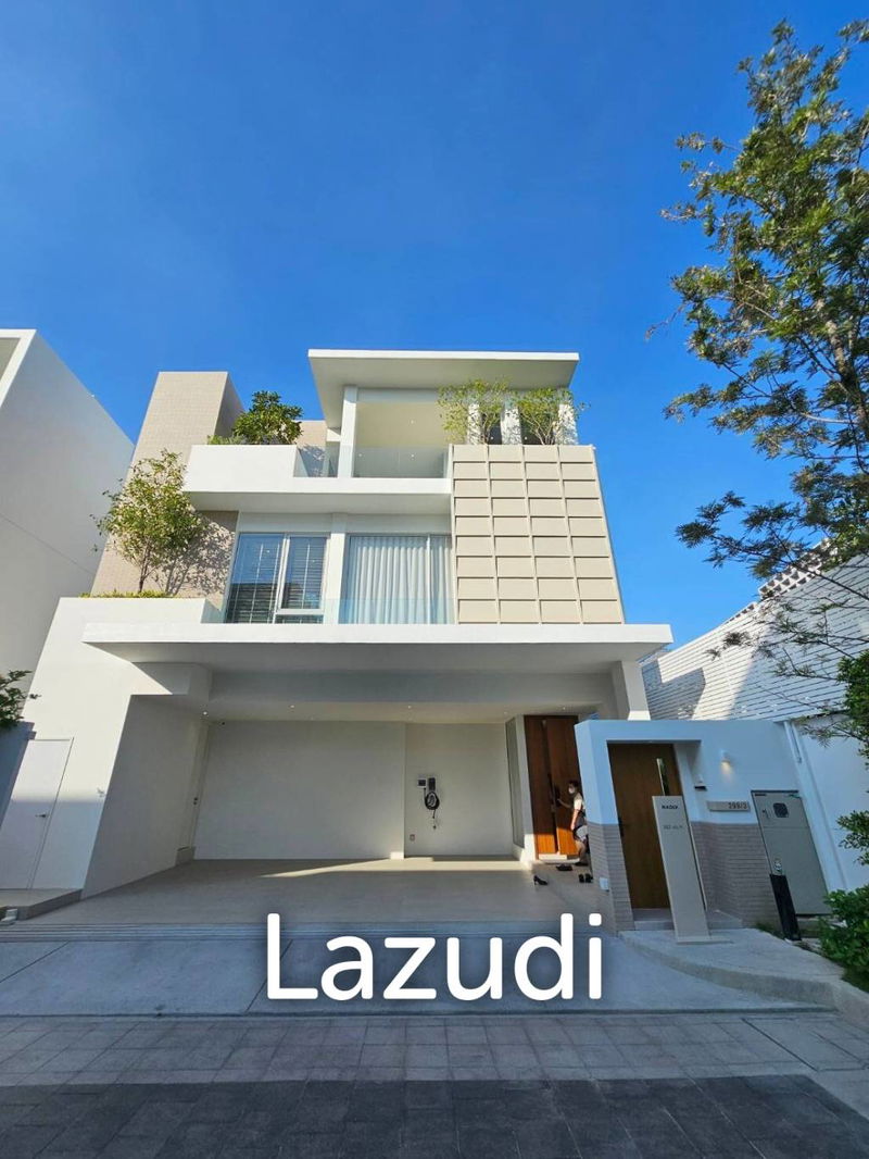 Houses for sale : 4 Bed 5 Bath 382 SQ.M Noble Terra Rama 9 - Ekamai