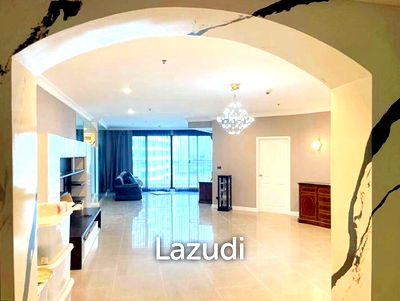 Condos for sale The Mall Tha Phra : 3 Bed 3 Bath 212 SQ.M Supalai Casa Riva