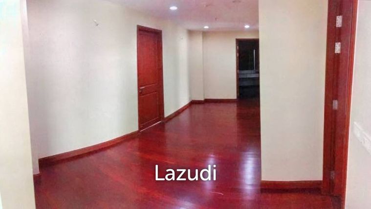 ขายคอนโด 4 ห้องนอน 381 ตร.ม. บ้าน ราชประสงค์