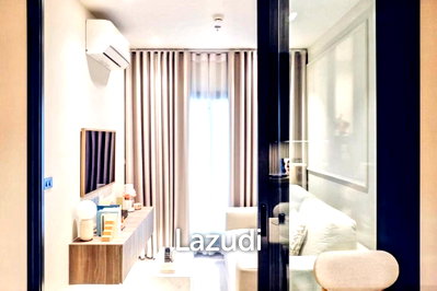ขายคอนโด : 1 Bedroom 1 Bathroom 35 SQ.M Life Asoke Hype