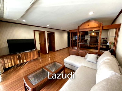 ขายคอนโด : 2 Bed 1 Bath 92 SQ.M Acadamia Grand Tower