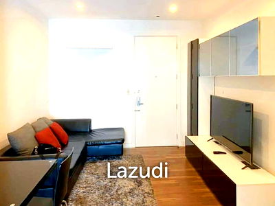 ขายคอนโด : 1 Bed 1 Bath 47 SQ.M The Room Sukhumvit 62