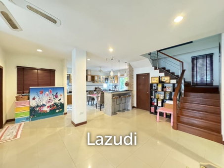 4 Bedrooms 5 Bathrooms 250 SQ.M. SP Village 5