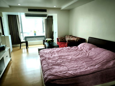 Condos for rent : The Trendy Condominium      Size 35 sq.m.    Studio 1 bathroom