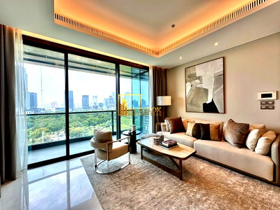 คอนโดให้เช่า : Sindhorn Tonson - Opulent 1 Bedroom Luxury Condo in Chidlom - BR16970CD