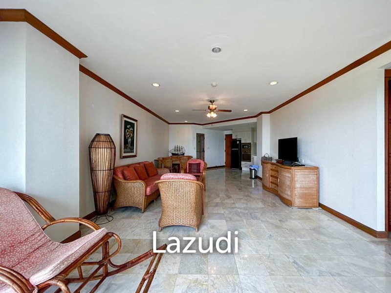 ขายคอนโด : Palm Pavilion : 2 Bedroom Sea View Condo