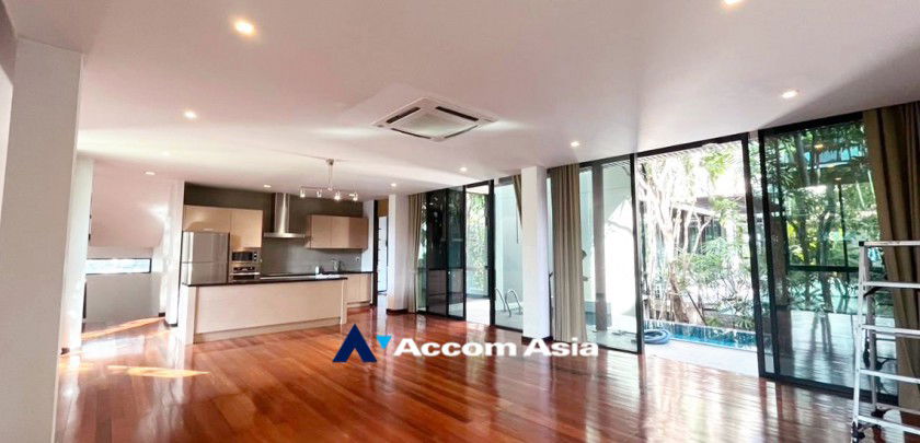 picture 🔼🔽 AccomA 📩  4 BR House @Luxury House with private pool in Ekkamai (610267) - 1/20