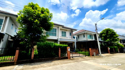 Houses for sale Bangkok : Best Price in the Project! Single House for Sale – The Plant Simpls, Soi Ramkhamhaeng 118