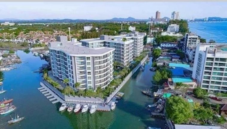 Hot list at  Whale Marina Na jomtien is private marina and a water sports club in the project, 